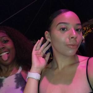 Meet your Posher, Gabrielle